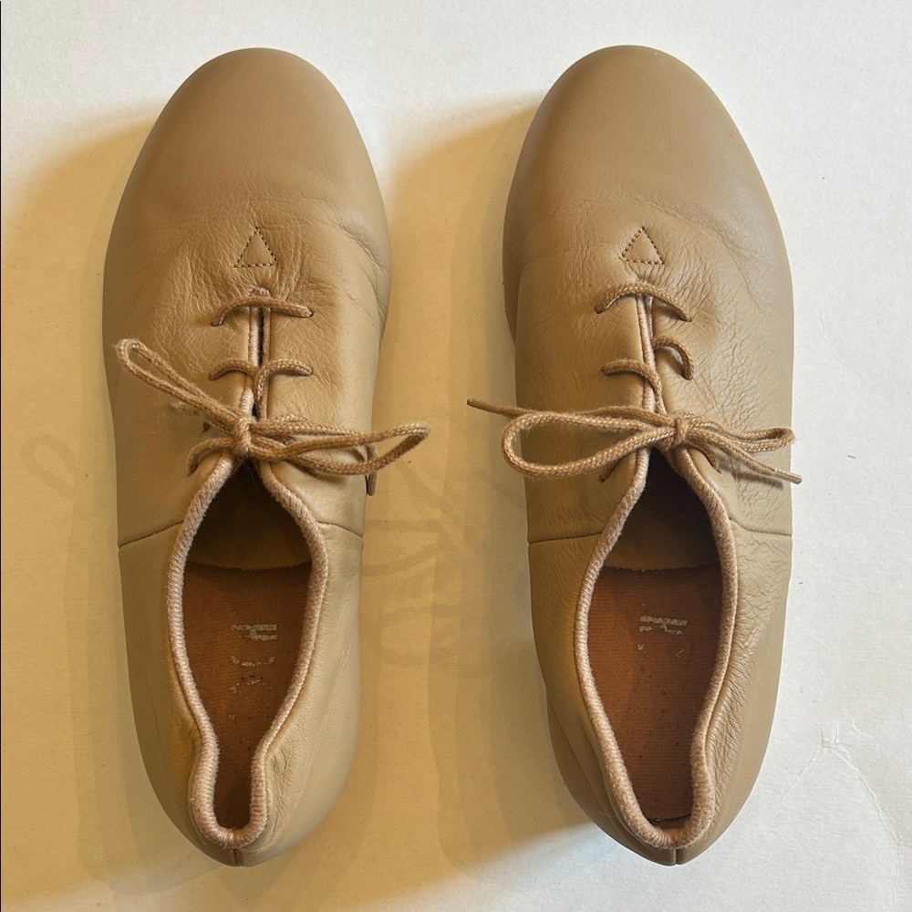 Bloch Tan Leather Lace-Up Tap Shoes